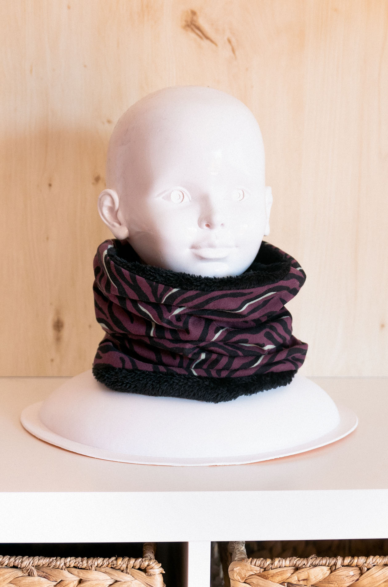 Cuello calentito cebra INFANTIL (berenjena) - Imagen 4